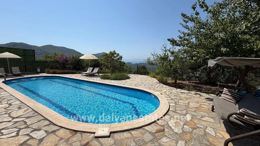 4+1-Zimmer Villa Zu verkaufen in Gökbel Bz. Ortaca - 992 m²