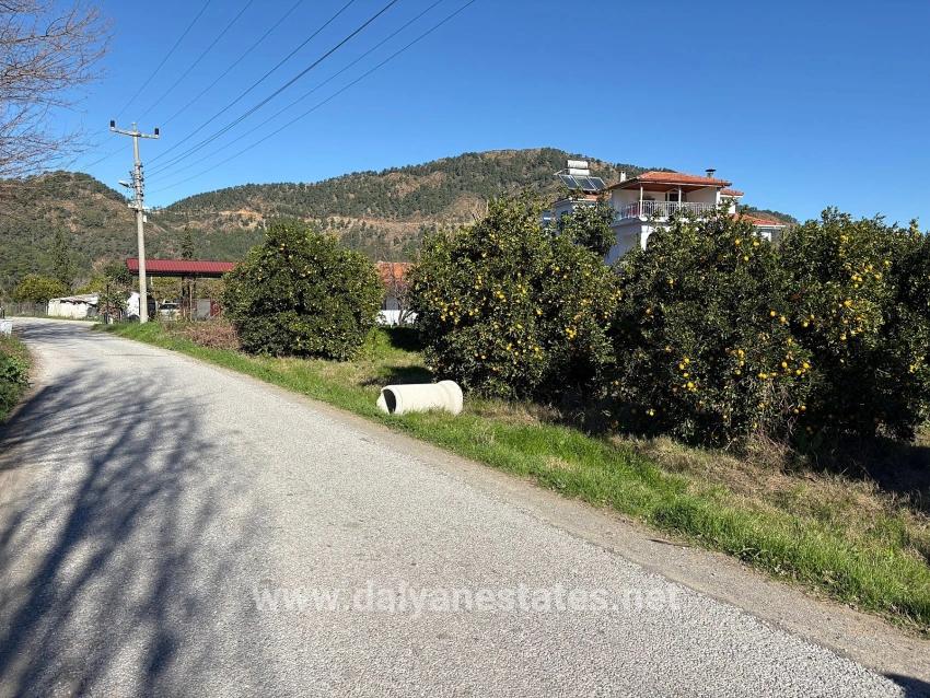 Grundstück Zum Verkauf In Ekşiliyurt, Mit Baugenehmigung, Innerhalb Einer Bebauten Fläche Von 1085 M².
