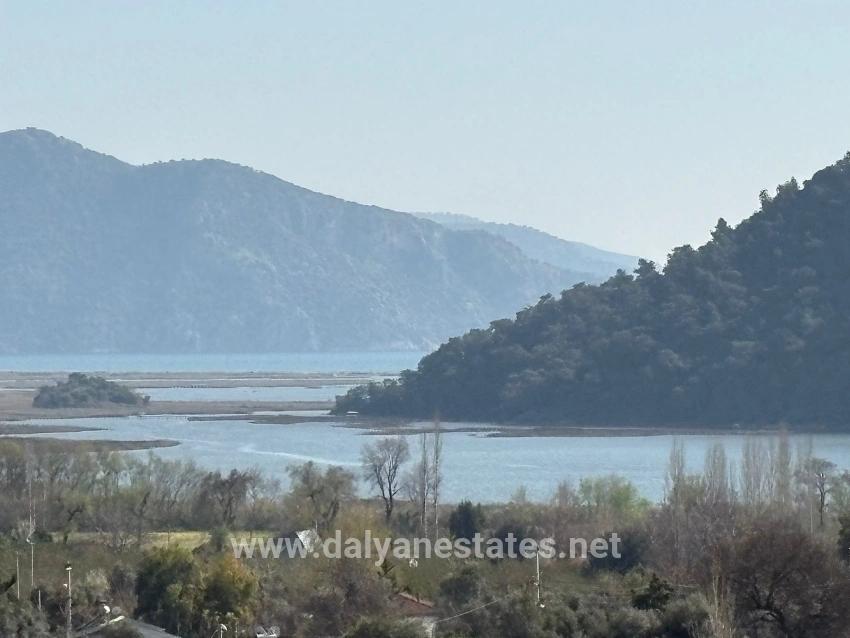 Feld Zu verkaufen in Çandır Bz. Köyceğiz - Gehäuse-Zonierung - 2.023 m²