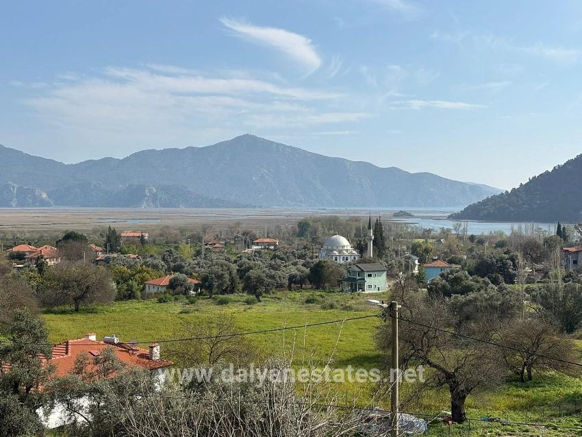 2.023 M² Großes Grundstück In Çandır Village, Köyceğiz, Zu Verkaufen, Mit Miteigentum Und Freiwilliger Aufteilung.