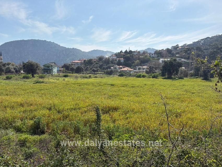 2.023 M² Großes Grundstück In Çandır Village, Köyceğiz, Zu Verkaufen, Mit Miteigentum Und Freiwilliger Aufteilung.