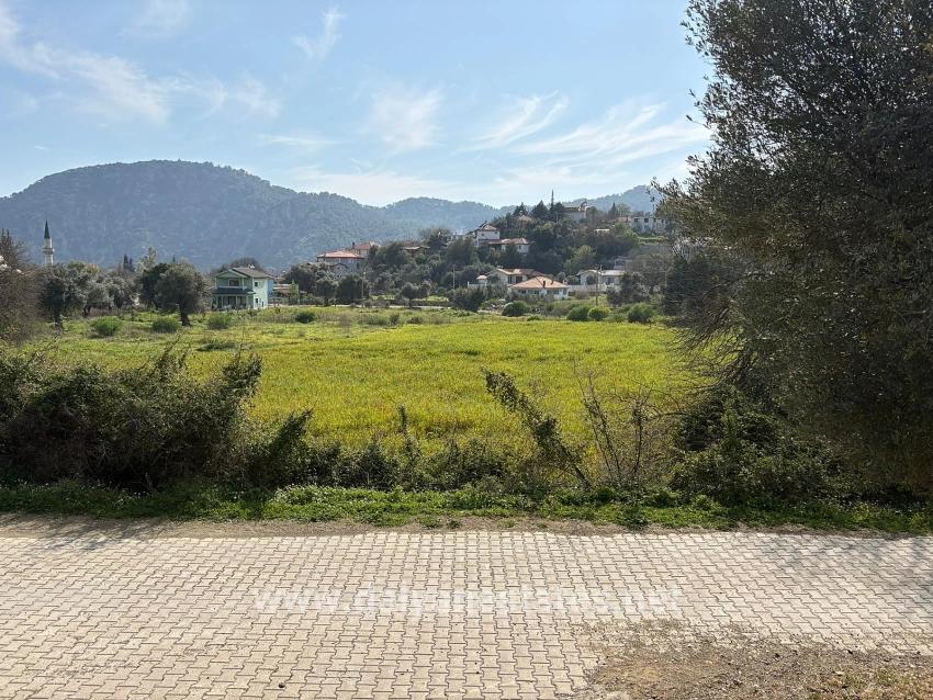 2.023 M² Großes Grundstück In Çandır Village, Köyceğiz, Zu Verkaufen, Mit Miteigentum Und Freiwilliger Aufteilung.