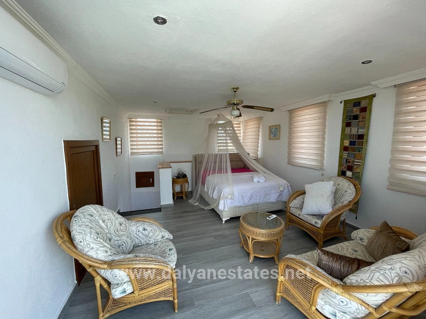 Luxuriöse 4+1-zimmer-villa Auf Einem 7000 M² Großen Grundstück Mit Blick Auf Den Strand Von Dalyan Iztuzu Zu Verkaufen