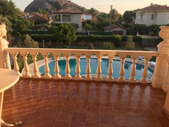 4+1 Villa Zum Verkauf Auf Einem 1000 M² Großen Grundstück In Dalyan