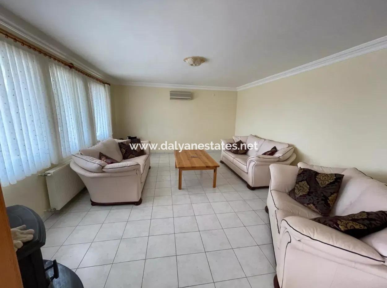 5 2 Villen Zum Verkauf In Andir