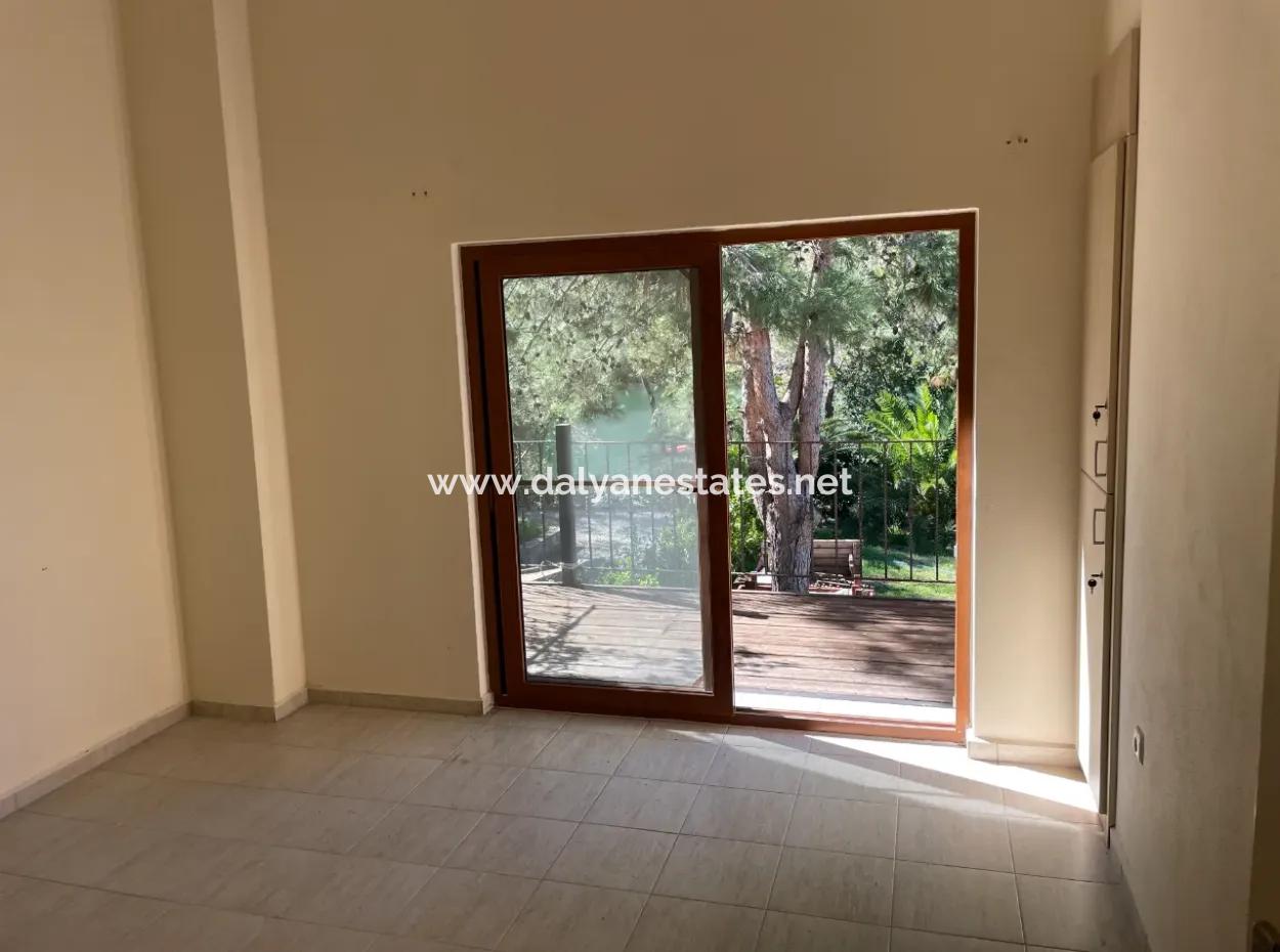 Maisonette-Wohnung Zum Verkauf In Dalyan Gülpinar Für Null Bis 75M2 Kanal