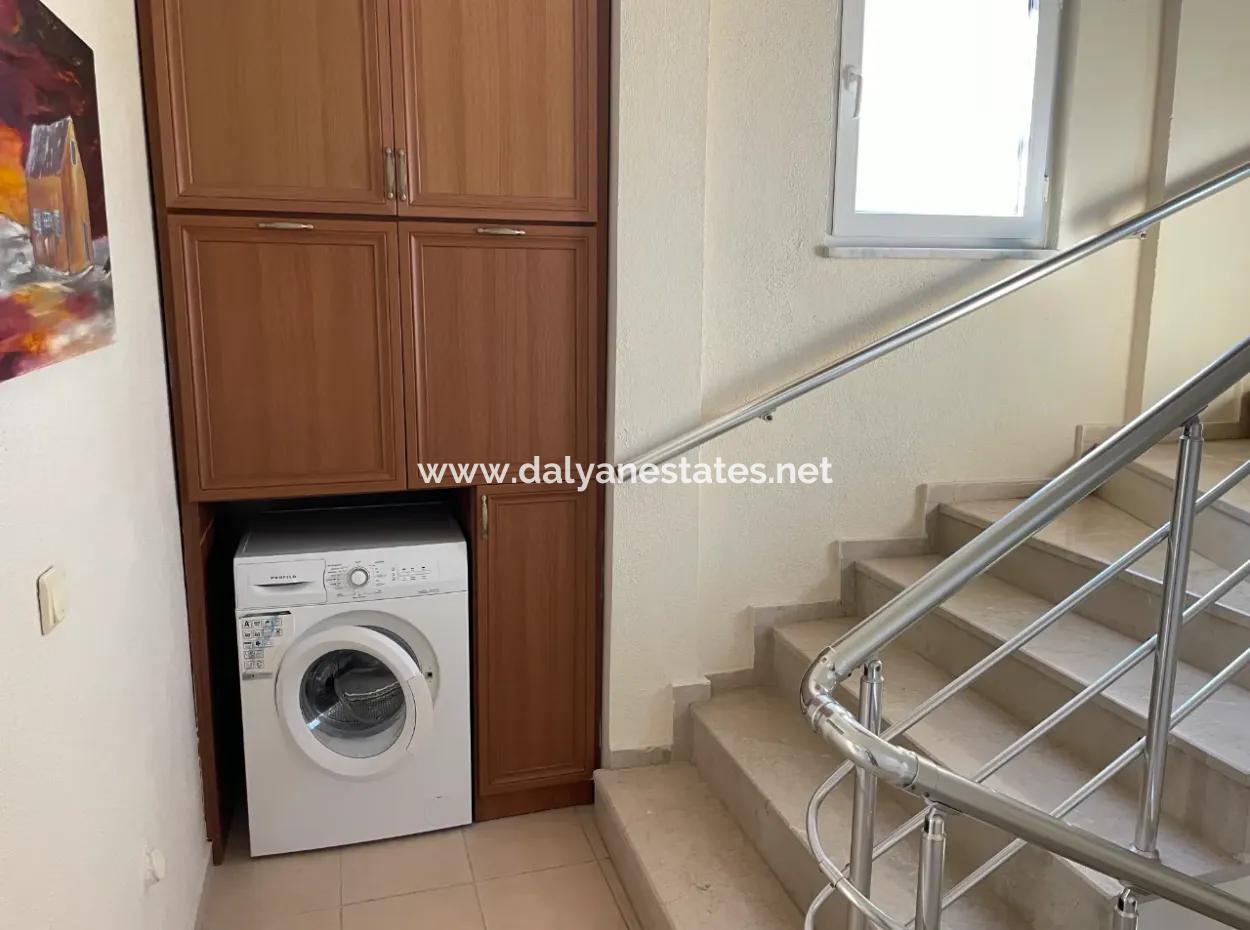 Villa Zum Verkauf In 600M2 Grundstück In Dalyan