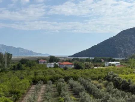 1.721M2 Grundstück Zum Verkauf Im Dorf Çandır Mit Meer- Und Seeblick