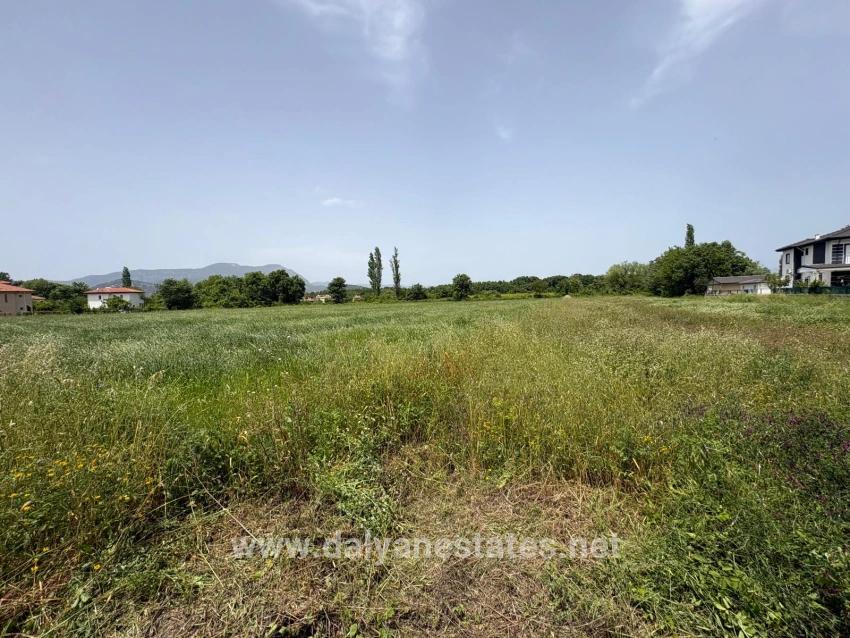 2100 M2 Plot Of Land For Sale In Okçular Marmaris.