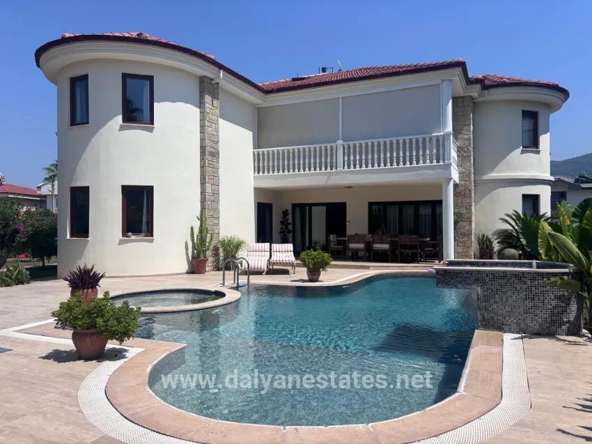 5+1 Bedroom Villa For sale in Dalyan Nbh. Ortaca - 980 m²