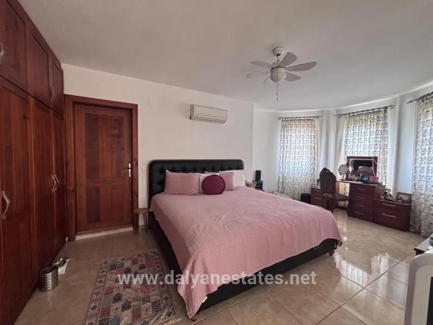 Corner Plot Of 980m2 With 5+1 Rooms For Sale In Dalyan, Maraş.