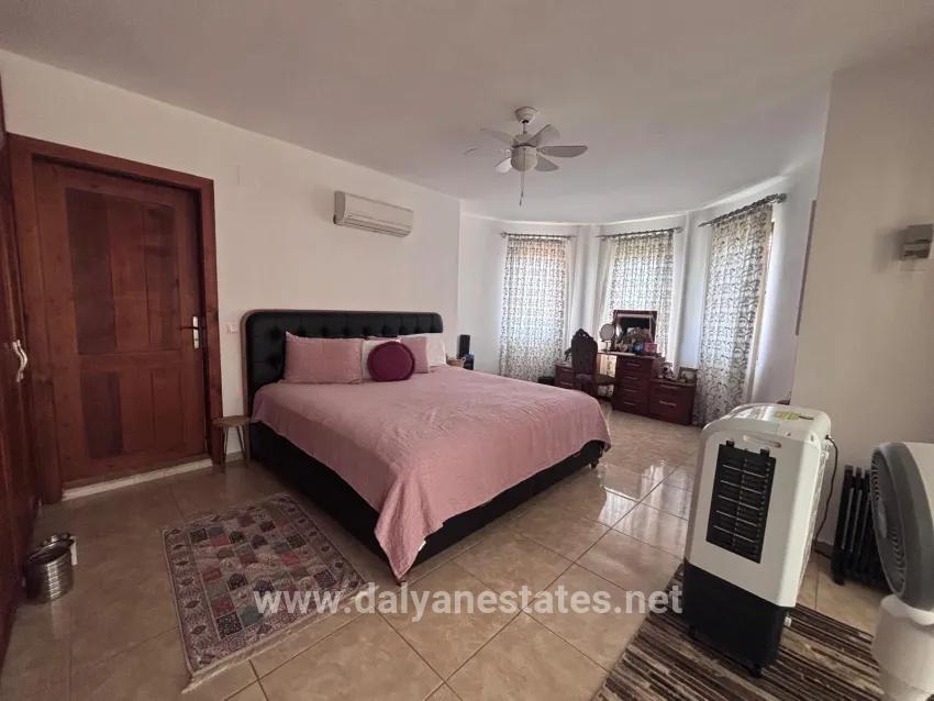 Corner Plot Of 980m2 With 5+1 Rooms For Sale In Dalyan, Maraş.