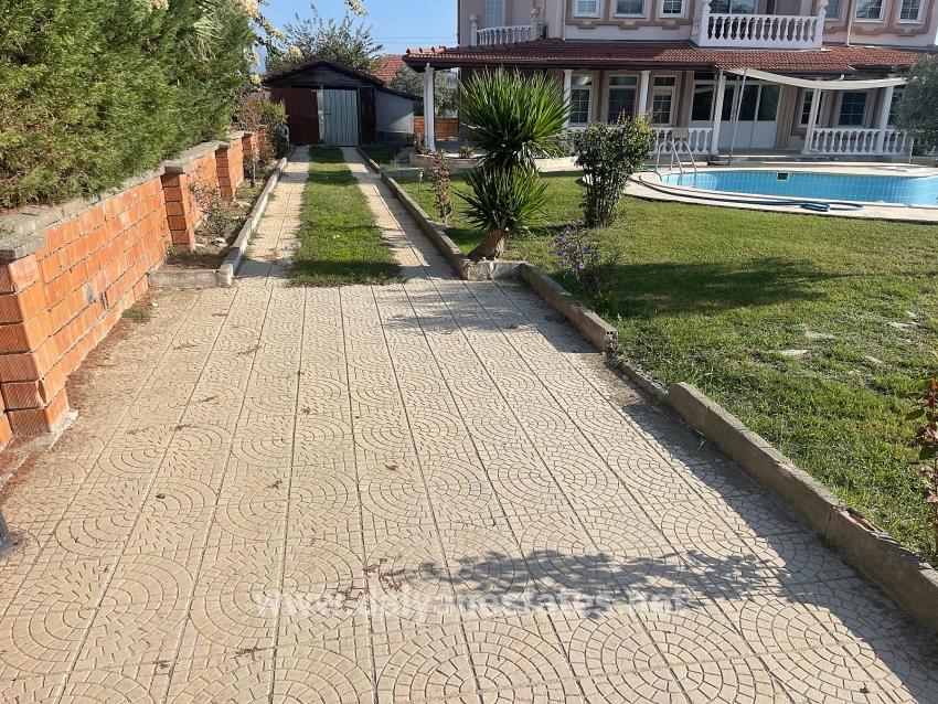 4+1 Villa For Sale On A 1000m2 Plot In Dalyan