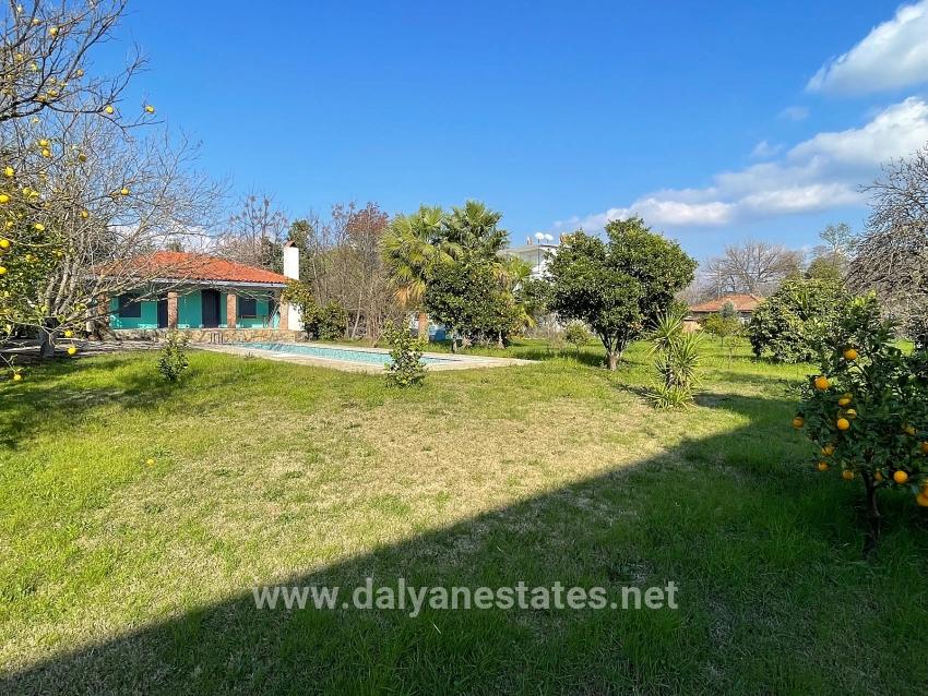 Detached Single-story House For Sale On A 2882 M2 Plot In Eskiköy.