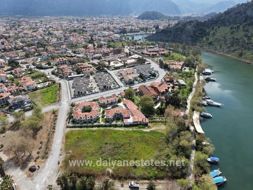2600m2 Land For Sale In Dalyan Gülpınar, Next To The Canal, With 20% Tourism Zoning