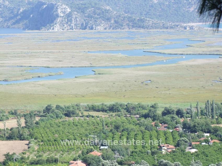 1252m2 Land For Sale With Lake View In Çandır