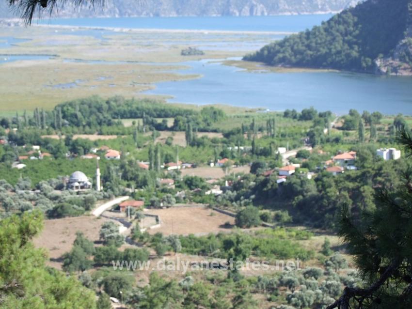 1252m2 Land For Sale With Lake View In Çandır