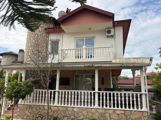 3+1 Villa For Sale On A 500m2 Plot In Dalyan Gülpınar