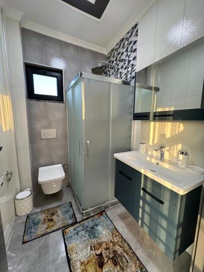 4+1 Villa For Sale In Eskiköy, Located In A 14,136 M2 Field