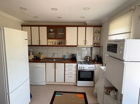 Two-story House For Sale On A 514m2 Plot In Okçular.