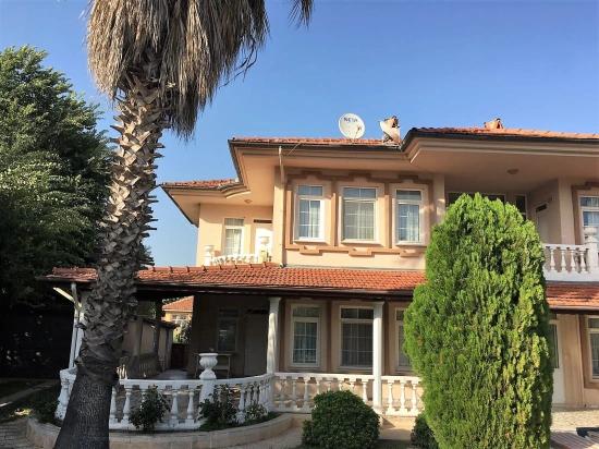 4+1 Villa For Sale On A 1000m2 Plot In Dalyan