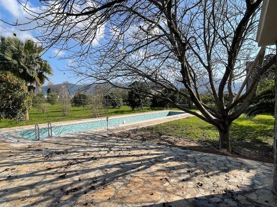 Detached Single-story House For Sale On A 2882 M2 Plot In Eskiköy.