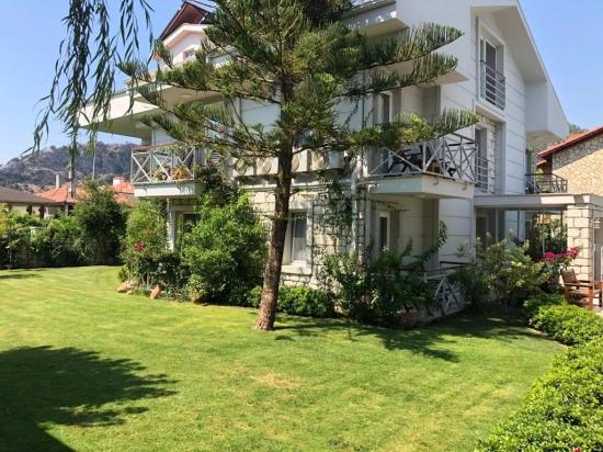 17 Room Boutique Hotel For Sale In Dalyan