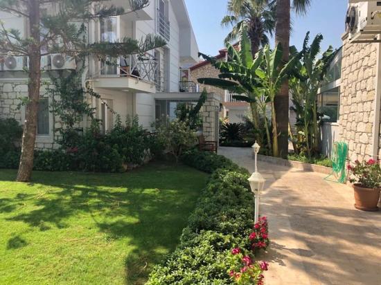 17 Room Boutique Hotel For Sale In Dalyan