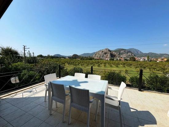 Villa For Sale On A 600m2 Plot In Dalyan Arıkbaşı