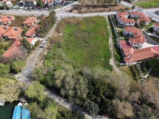 2600m2 Land For Sale In Dalyan Gülpınar, Next To The Canal, With 20% Tourism Zoning