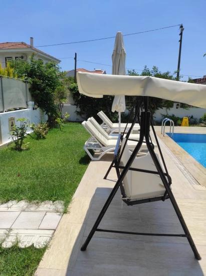 4+1 Villa For Sale On A Corner Plot Of 545m2 In Dalyan Gülpınar