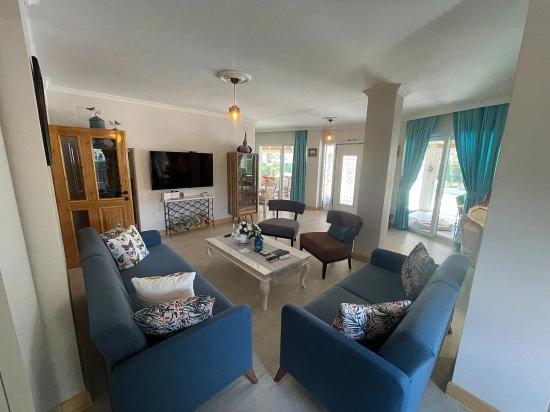 4+1 Villa For Sale On A 720m2 Plot In Dalyan Gülpınar