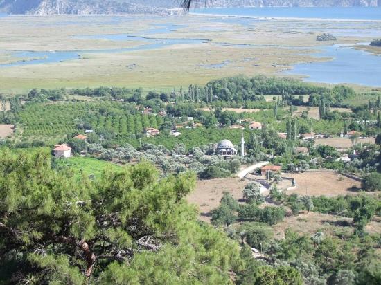 1252m2 Land For Sale With Lake View In Çandır