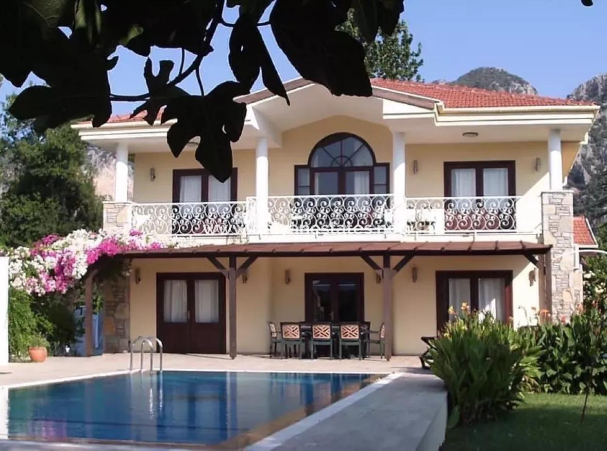 Villa For Sale In Dalyan Arikbaşın