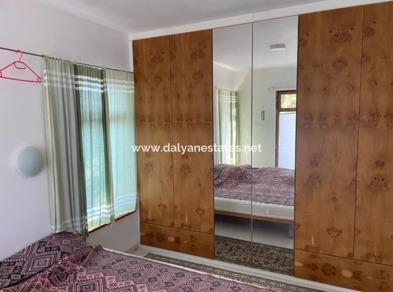 Single Storey House For Sale In A Plot Of 2882 M2 In Eskikoy