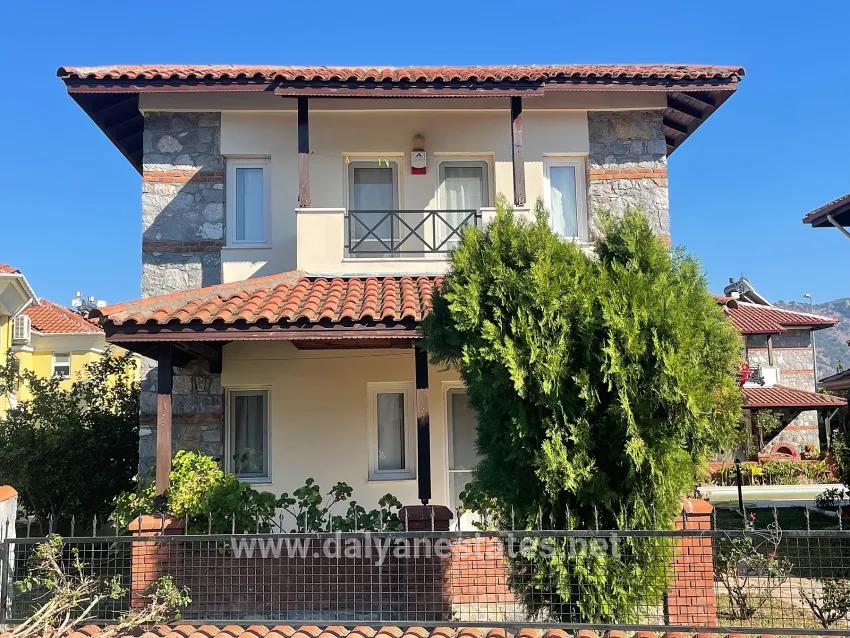Продажа Виллы 3+1 На Участке В Дальяне