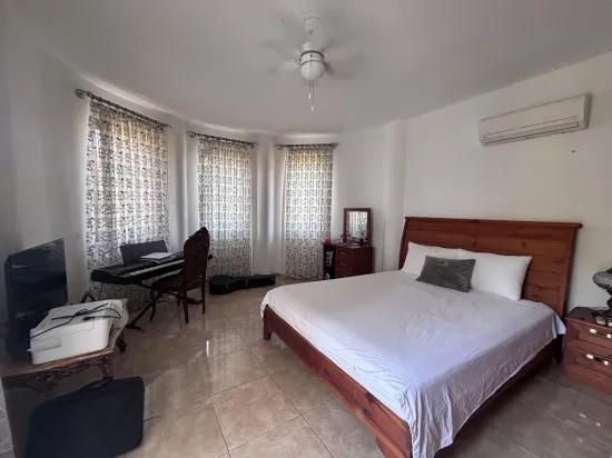 Угловой Участок Площадью 980 М2 С 5+1 Комнатами Продается В Дальяне, Мараш.