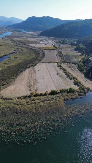 Продается Земельный Участок Площадью 3210 М² (2 Спальни) В Чандыре, Прямо На Берегу Озера.
