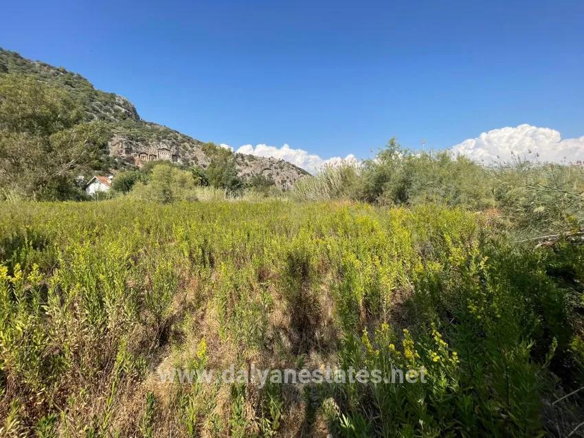 Çandır'da Kanala Sıfır 2765m2 Satılık Müstakil Ev