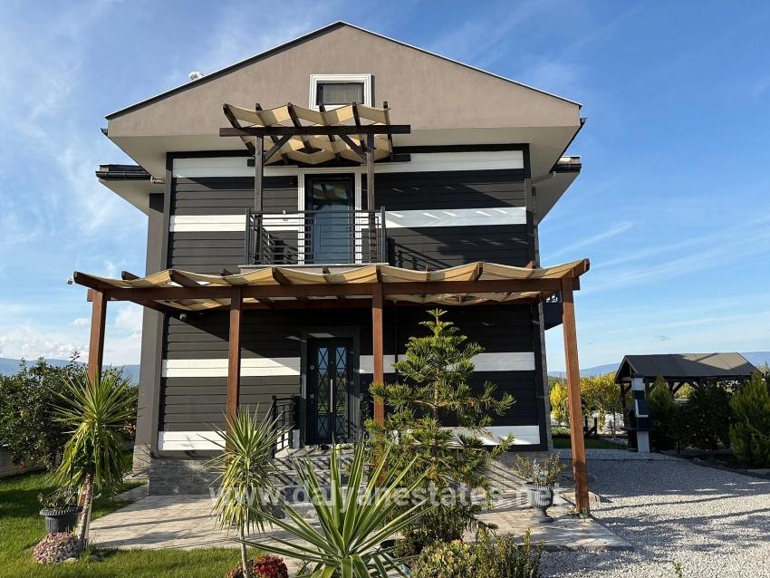 Ortaca Eskiköy Mah. Satılık 4+1 Villa - 14.136 m²