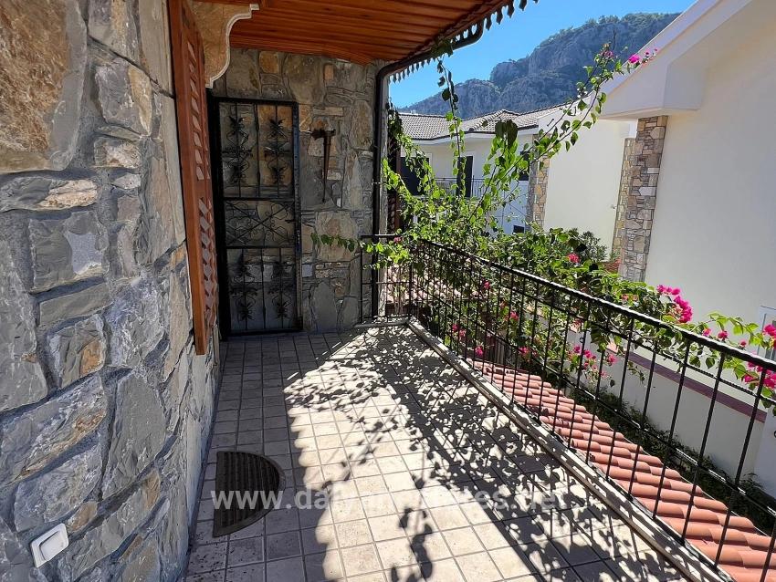 Dalyan Gülpınar'da 580m2 Arsa İçerisinde Satılık Taş Villa