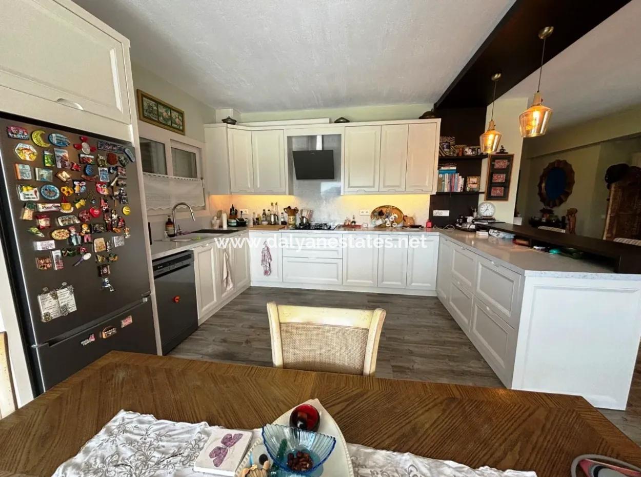 Dalyan Maraşda 5000M2 Arsa İçinde 3+1 Satılık Villa