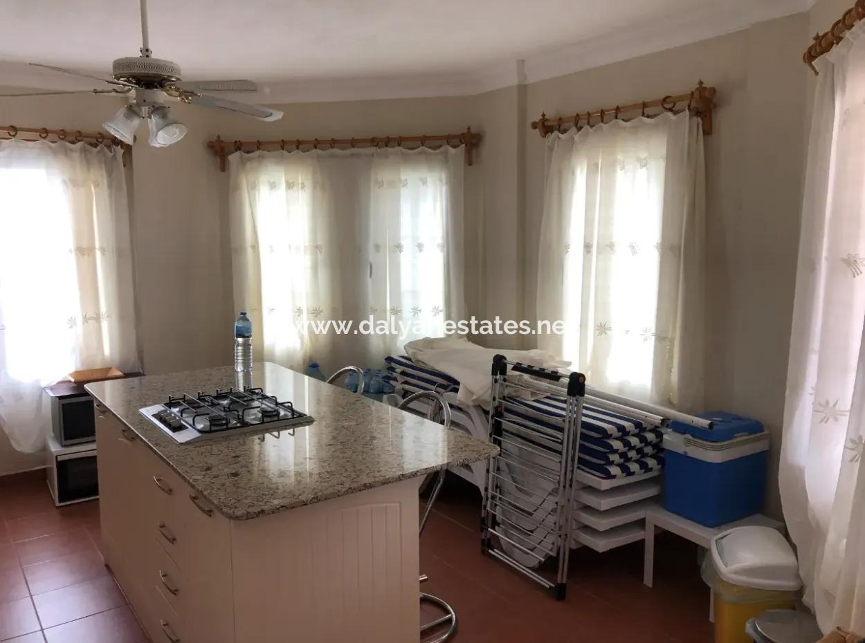 Dalyan Maraş'ta 1532M2 Satılık Villa