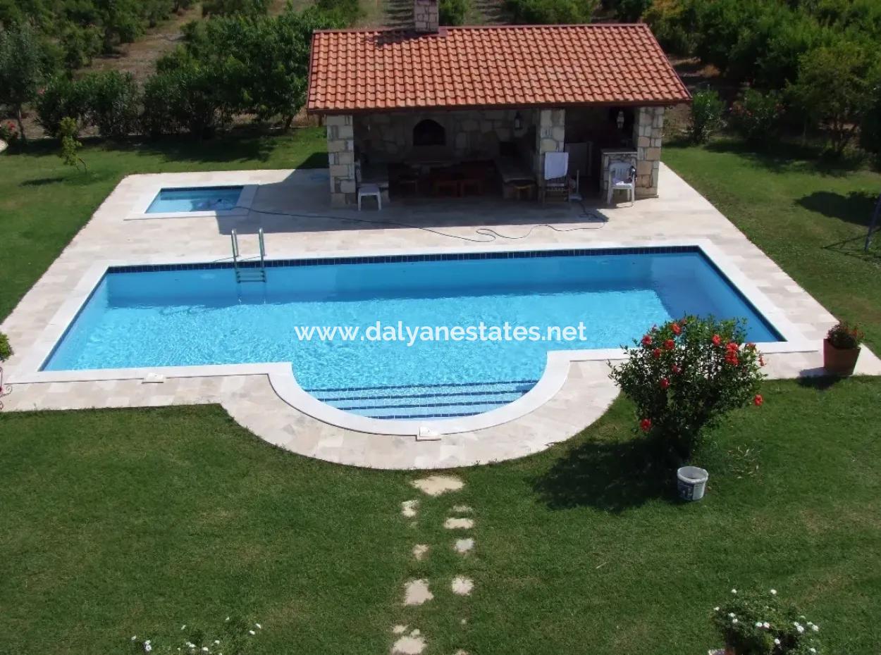 Dalyan Satılık Malikane Dalyan 12,338M2 Arsa İçinde Satılık Lüks Villa