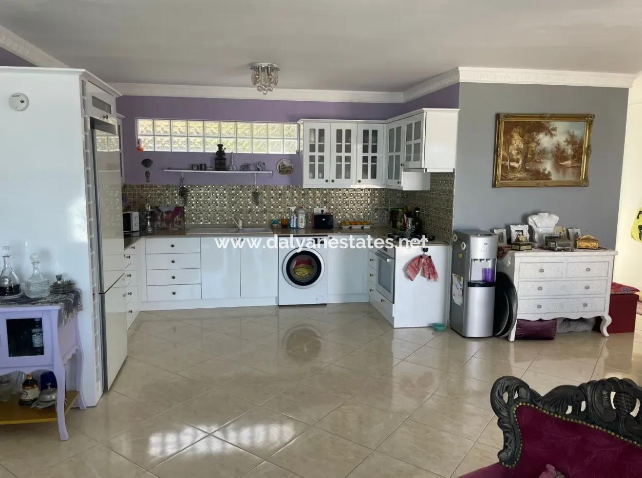 Gökbel'de Full Deniz Manzaralı 5000M2 Arsa İçerisinde Satılık Vıp Villa