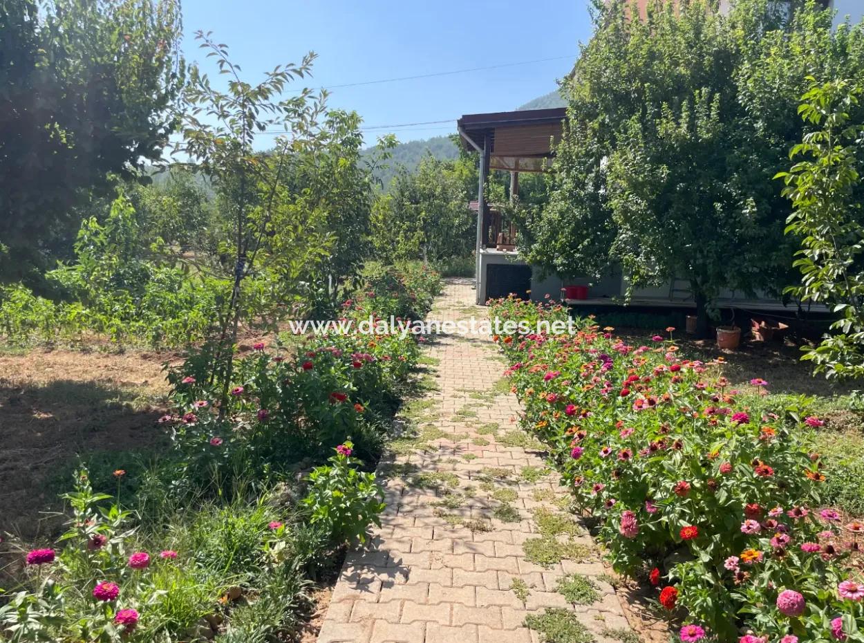 Muğla Ula Köprübaşı Mahallesin'de 2378M2 Arsa İçinde 3+1 Satılık Vlla